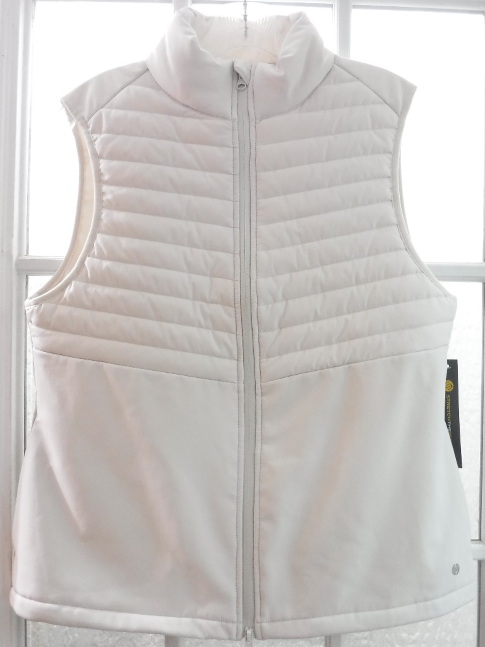 Stretch The Rules Ivory Color Full Zip Vest